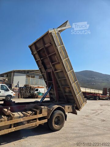 Skříňový nákladní automobil IVECO Eurocargo 80E18
