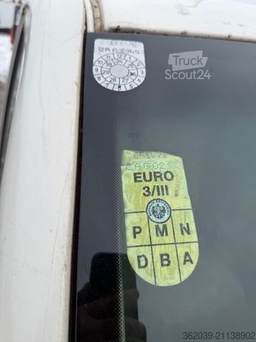 Ploščati dostavnik VOLKSWAGEN T5