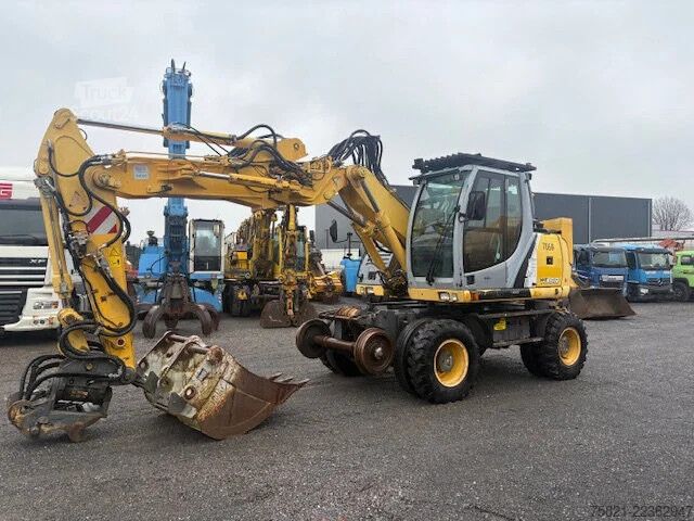 Straßenbaumaschine New Holland WE 150 RR