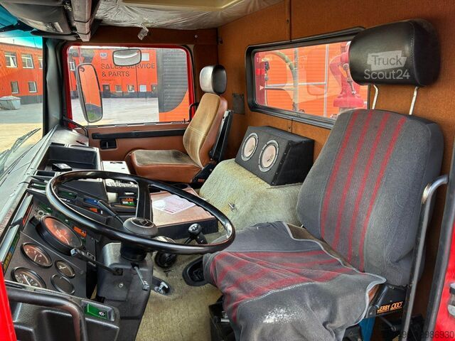 Camion de pompiers Volvo F 10 6x2  Ruberg / 2700 l/min / tanks 9000 I + ...
