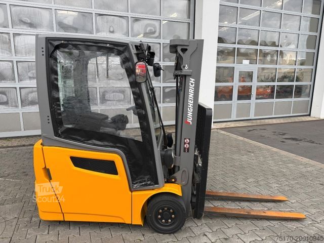 Voorlader vorkheftruck JUNGHEINRICH EFG 215 / Triplex: 4.25m! / SS / nur 2.819h!