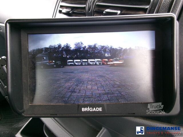 Kranbil Mercedes-Benz Axor 2529 6x2 RHD + Palfinger PK26002 EH crane