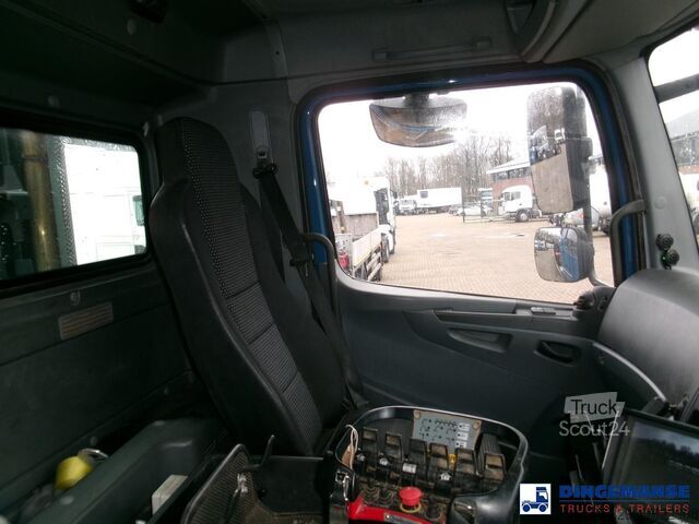 Kranbil Mercedes-Benz Axor 2529 6x2 RHD + Palfinger PK26002 EH crane