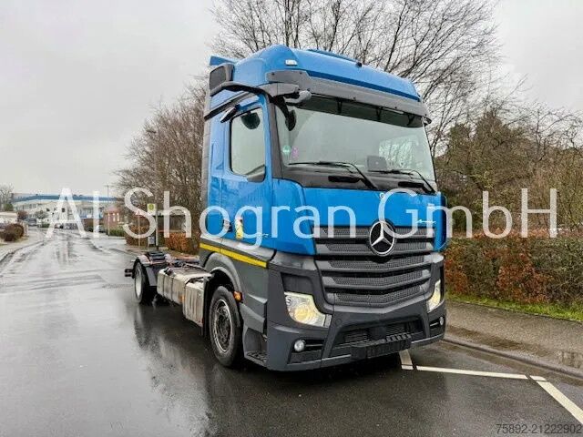 Podwozie z kabiną Mercedes-Benz Actros 5/BigSpace/Retarder/Voll Luft/Eu6d