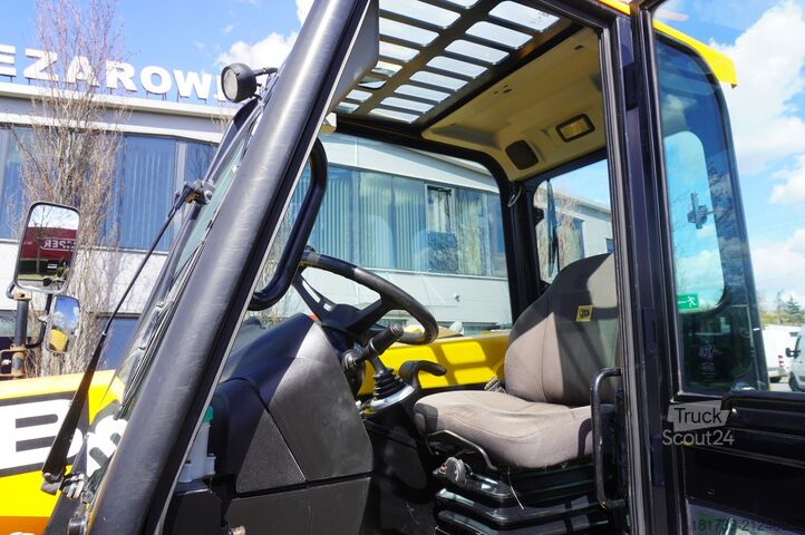 Téléchargeur JCB 526-56 AGRI Plus / 5.6 m / joystick