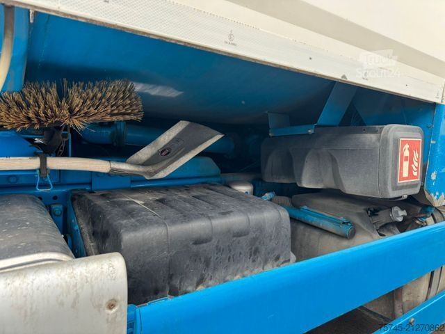 LKW mit Tankaufbau MAN TGS 18.400*TANKWAGEN*3 KAMMER*OBEN UND UNTEN*TÜV