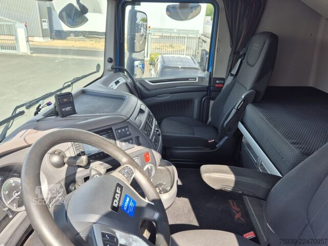 Tractor estándar DAF XF 480 FT