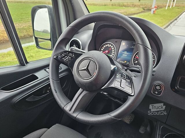 Camioneta familiar de techo alto MERCEDES-BENZ SPRINTER 315 L2H2 Mbux10 RWD