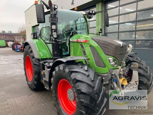 Traktors Fendt 724 VARIO GEN-6
