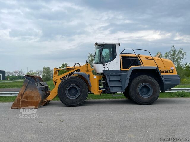 Chargeuse Liebherr L580