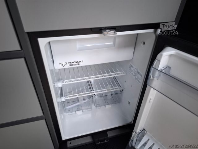 Wohnwagen/Wohnmobil VOLKSWAGEN T6.1 Wohnmobil/Summermobil mit Aufstelldach