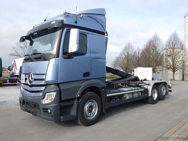 Kampós konténerszállító teherautó MERCEDES-BENZ 2548 L 6x2 Meiller/Öl-Ret./StreamSpace/Standklim