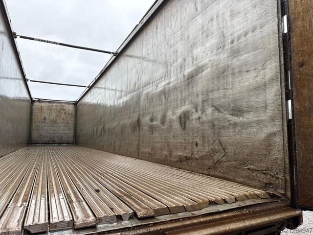 Semi-remorque à plancher roulant KNAPEN K200 Schubboden 92m³