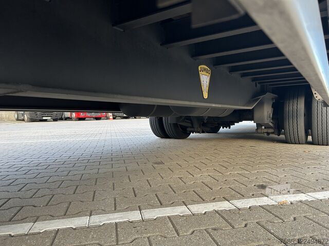 Lav laster Jumbo Groenewegen T 0152 D / Semi Dieplader / Auto - ...