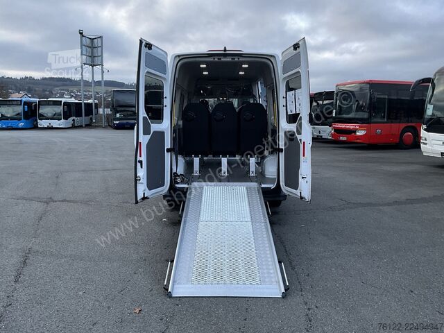 Personenbeförderung VW Crafter