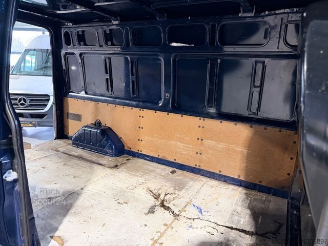 Højt tag varevogn FORD Transit Kasten FT 300 L LKW*161TKM*AHK 2800KG