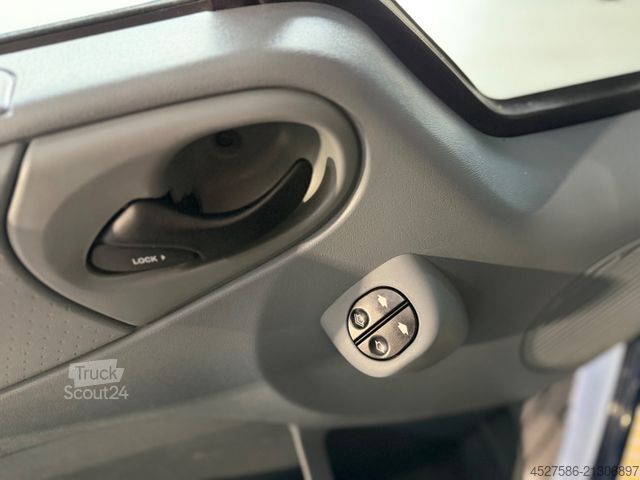 Højt tag varevogn FORD Transit Kasten FT 300 L LKW*161TKM*AHK 2800KG