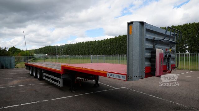 Pusiau mažo įkrovimo įrenginys Reistreyler 3 axle semi low loader unused