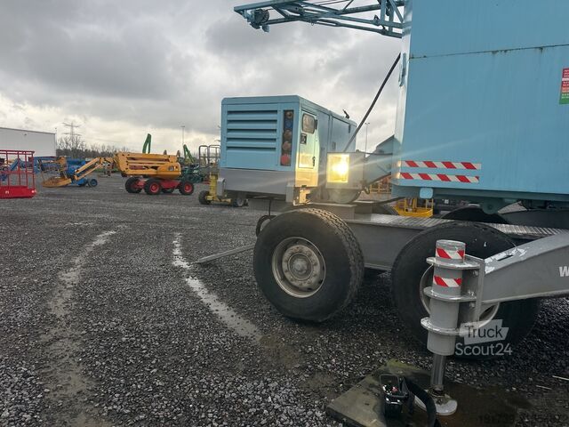 Мобільний вежовий кран Potain IGO32 Tri/A Mobile self-erecting tower c