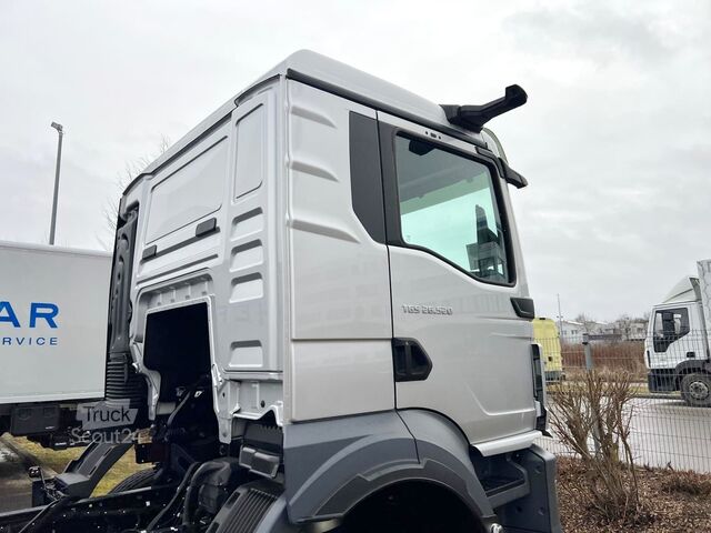 Važiuoklė / Be variklio MAN NEW TGS 26.520 6x2-4 LL CH / No engine