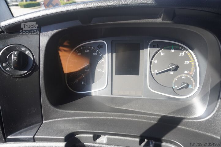 Konteineris Mercedes-Benz Atego 818 / Box superstructure / DAUTEL