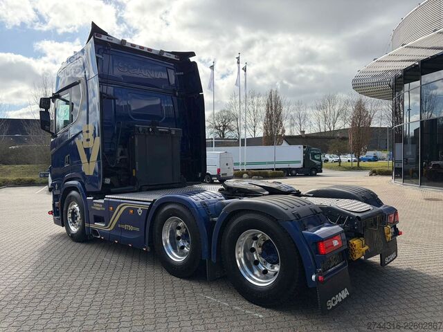 Стандартный седельный тягач SCANIA S730 V8 6x4 Hydraulik