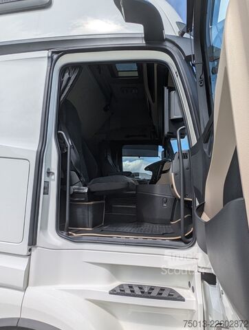 Štandardný ťahač MERCEDES-BENZ ACTROS 1851 LS GigaSpace, erst 71 Tkm