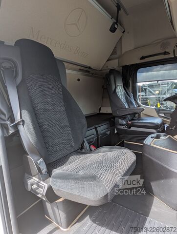Štandardný ťahač MERCEDES-BENZ ACTROS 1851 LS GigaSpace, erst 71 Tkm
