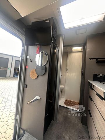 Polointegrovaný obytný vůz CHALLENGER X 150 Automatik, Radio+RFK, Solar,Wechselrichter