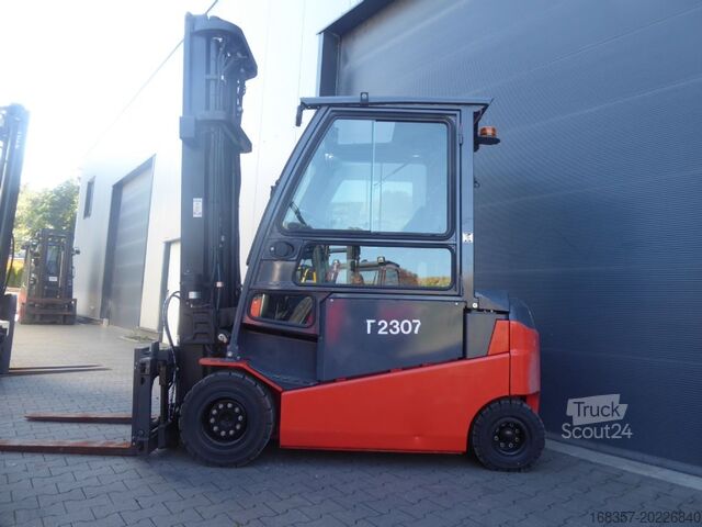 Stivuitor frontal Toyota 8FBMT35