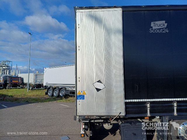 Отворено полуремарке с брезент Schmitz Cargobull Curtainsider Mega Getränke