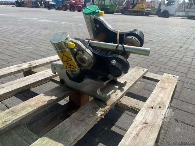 القرص الدوار STEELWRIST TMX S30 -180HA | TILT QUICKCOUPLER | TILTING CO...