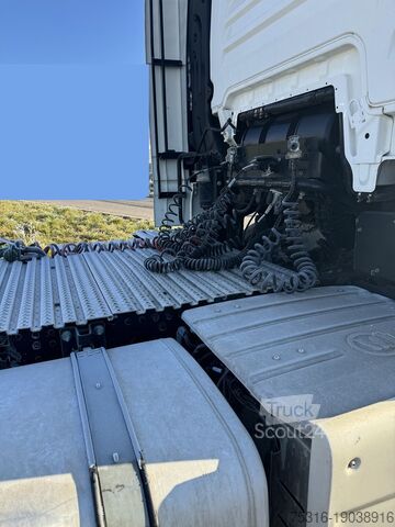 Standaardtrekker MAN TGX 33.640