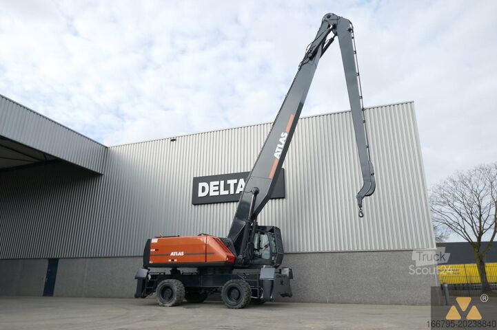 Delavec za ravnanje z materialom Atlas 520MH
