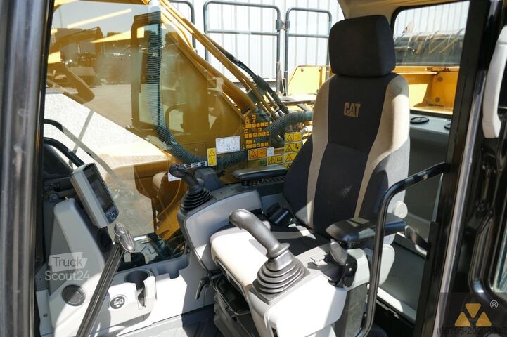 Excavator pe șenile Caterpillar 336FL