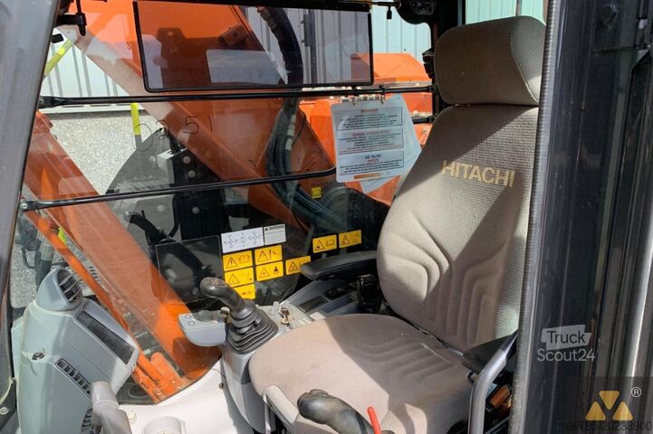 Vikšrinis ekskavatorius Hitachi ZX225USLC-6