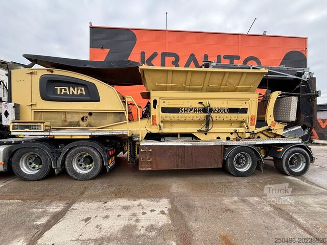 Installation de concassage  TANA Shark 200D CAT C15 ACERT - 403 kw / 5343 h...