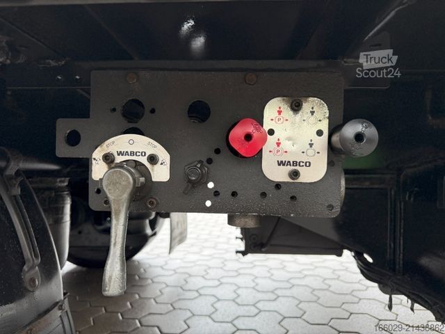 Open oplegger met zeil  Wiese Mega Schiebeplane mit Dhollandia Rampe 9t