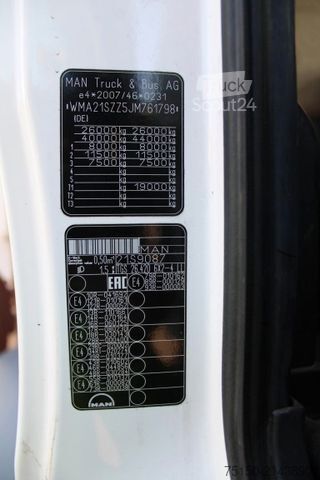 Teherautóra szerelt daru MAN 26.420 6x2 KRAN PALFINGER PK18502 FUNK Nr: 798