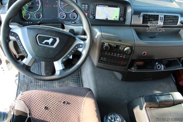 Teherautóra szerelt daru MAN 26.420 6x2 KRAN PALFINGER PK18502 FUNK Nr: 798