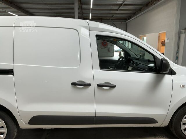 Furgonetă cu panouri Renault Kangoo Express