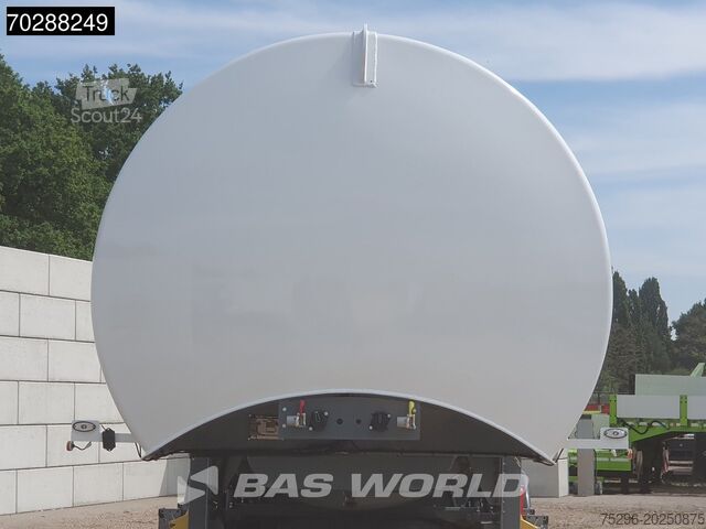 Silo Tanker Solutions CLP-36/1 New! 36.000 L Fuel Tank Liftachse