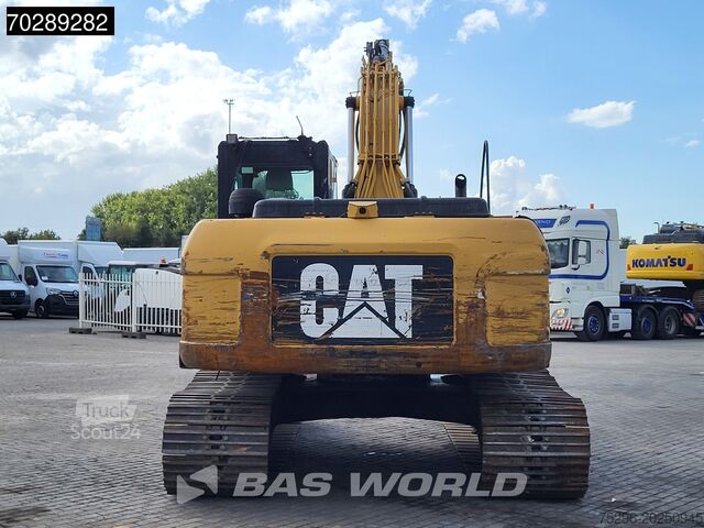 Pelle sur chenilles Caterpillar 323 D L