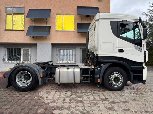 Standardní tahač IVECO Stralis 440S46*Flachdach*1 Bett*Retarder*TOP !!