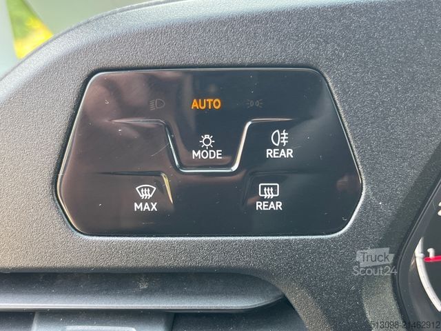 Panelvan VOLKSWAGEN CADDY 2.0 TDI KLIMA SHZ PDC VORNE + HINTEN