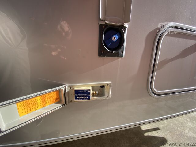 Caravane Adria Astella 704 HP com mover+a/c+tendalino