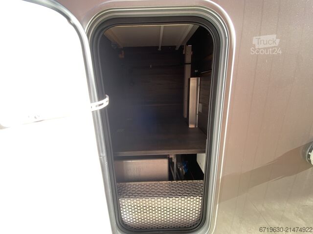 Caravane Adria Astella 704 HP com mover+a/c+tendalino