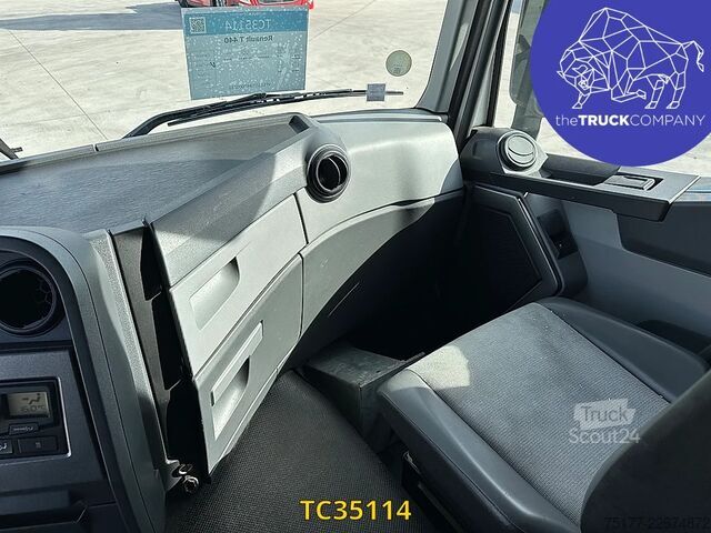 Sistem de braț cu cârlige Renault T 440