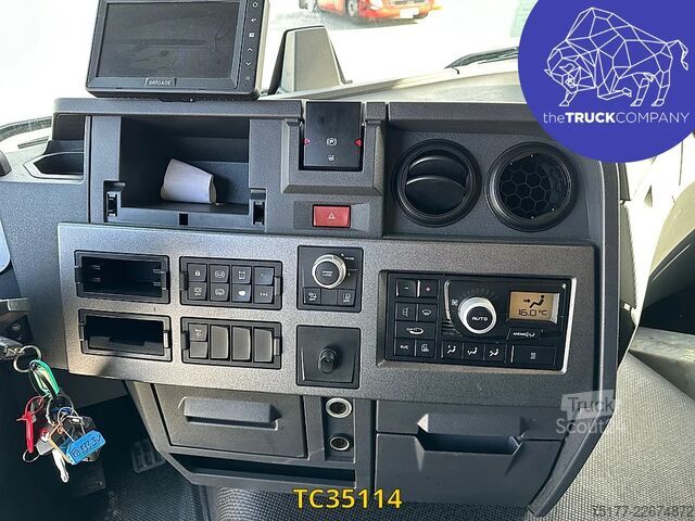 Sistem de braț cu cârlige Renault T 440