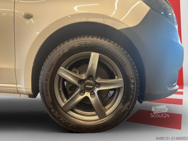 Panelová dodávka Mercedes-Benz VITO 114 MIXTO AHK AUT Facelift Kam. KeyLess LM